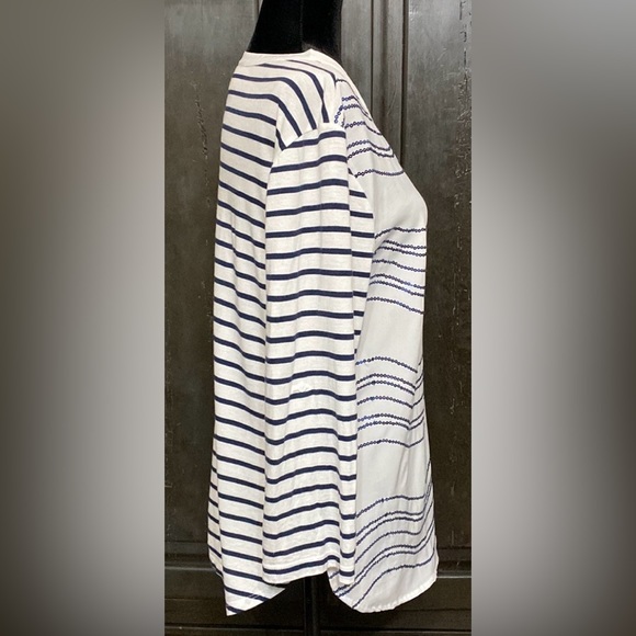 Chico’s sequence white/blue stripes Tunic -  Size 1 - Picture 2 of 12